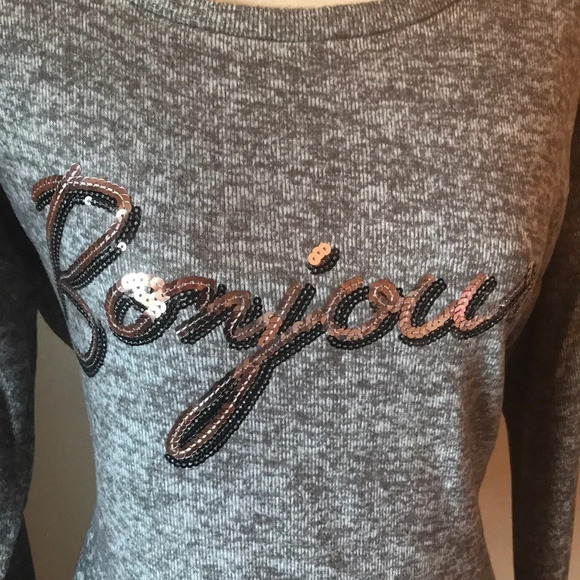 🍁Super soft sweater 🍁 - Picture 2 of 5